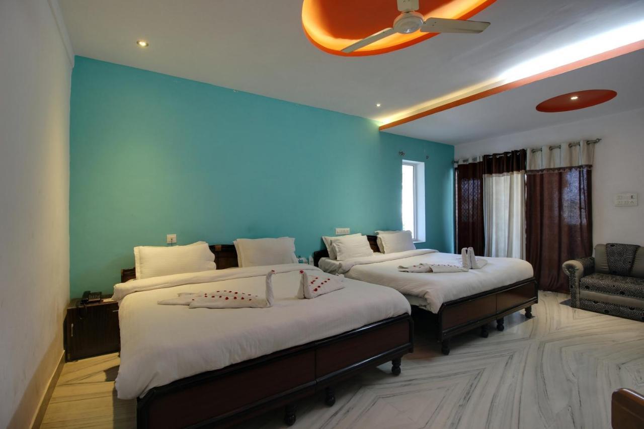 Times Raj Mahal Hotel Nathdwara Ngoại thất bức ảnh